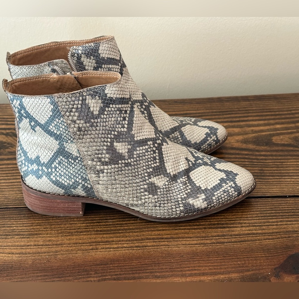 Lucky Brand Lenree almond toe snakeskin bootie - Size 8